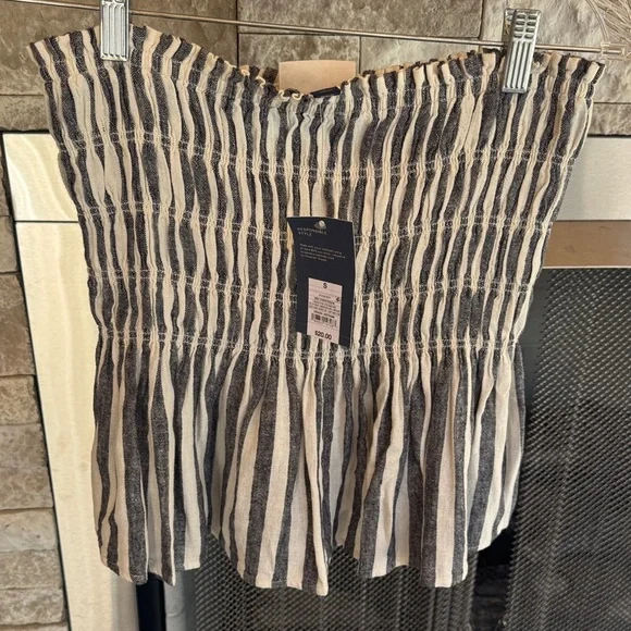 NWT Universal Threads Striped Peplum Tube Top, sz small - Picture 5 of 6